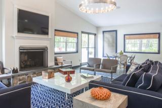 37 Courtney St, Fall River MA  02720-6701 exterior