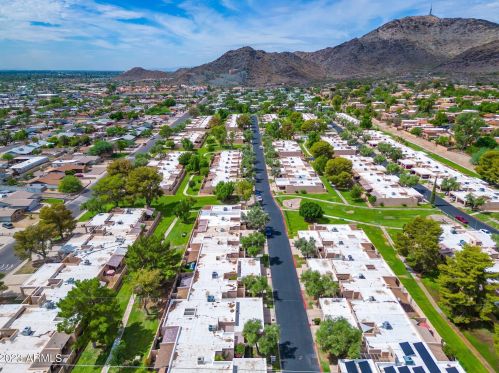 1173 Beryl Ave, Phoenix AZ 85021-2480 exterior