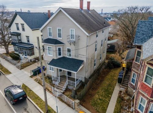 1029 Plymouth Ave, Fall River, MA 02721-1939