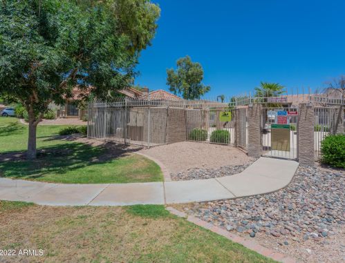 4246 Agave Rd, Phoenix AZ 85044-4646 exterior