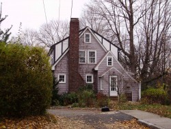 18 Weldon Rd, Newton, MA 02458-1807