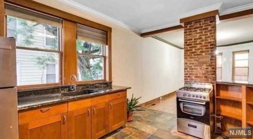 240 Chestnut St, Kearny NJ  07032-2502 exterior