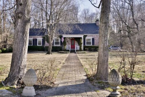 905 Glenbrook Rd, Louisville KY  40223-2209 exterior