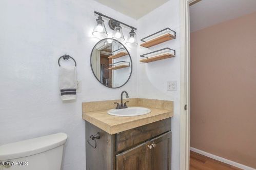 2206 Cambridge Ave, Phoenix AZ 85006-1415 exterior