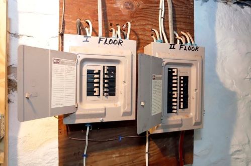 106 Arnold St, New Bedford MA 02740-3640 exterior