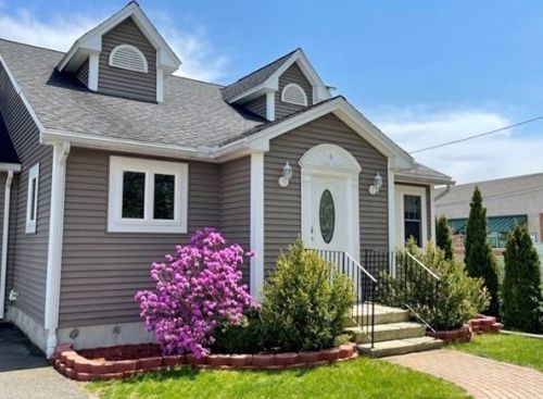 6 Deepdale Rd, Worcester, MA 01606-1019