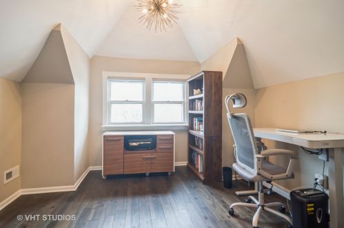 1508 Oak Park Ave, Forest View IL 60402-1339 exterior