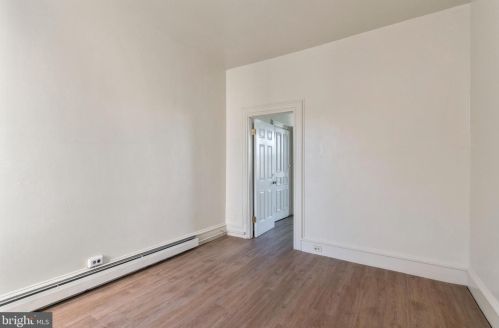 2013 15 St, Philadelphia PA 19121-2301 exterior