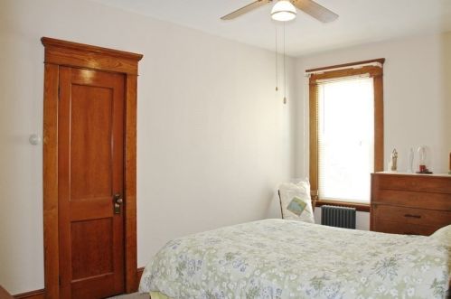 262 Church St, New Bedford MA 02745-5102 exterior