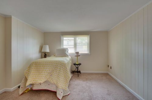 3 Beacon St, Quincy MA 02169-7117 exterior