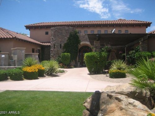 20660 40th St, Phoenix AZ 85050-7301 exterior