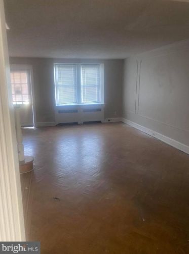 4110 Cottman Ave, Philadelphia, PA 19135-1007