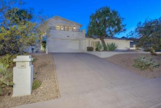 2251 Sahuaro Dr, Phoenix AZ  85028-3128 exterior