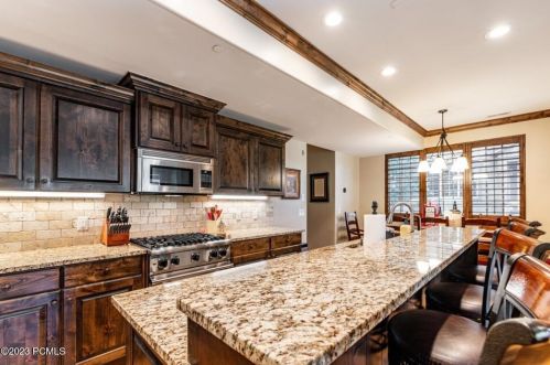 3167 Lower Saddleback Rd, Park City UT 84098-5699 exterior