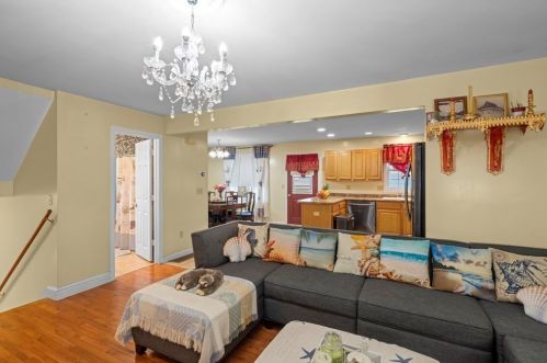 140 Grant St, Fall River MA 02721-1239 exterior