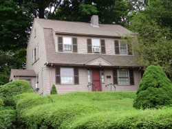 18 Rockland Pl, Newton, MA 02464-1215