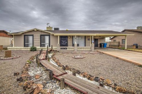 7801 Catalina Dr, Phoenix, AZ 85033-5404