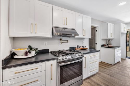 4115 Catalina Dr, Phoenix AZ 85015-6024 exterior