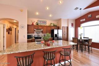 19408 37th Pl, Phoenix, AZ 85050-3912