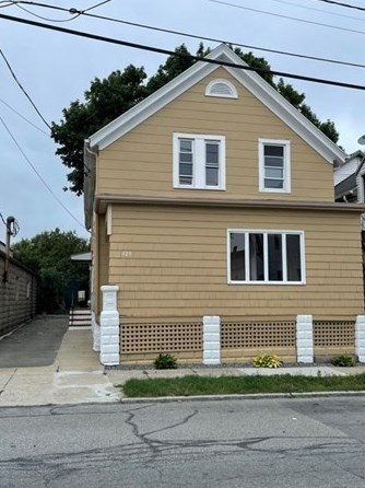 325 Coffin Ave, New Bedford, MA 02746-1707