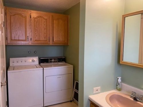 63 Hillside Ave, Lawrence MA 01841-3252 exterior