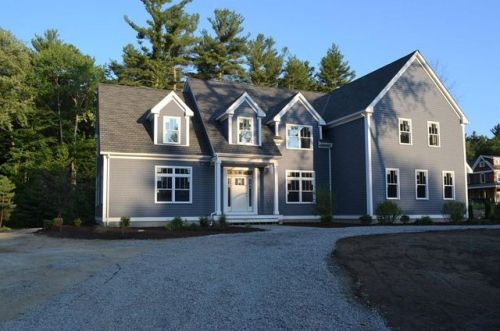 223 Bolton Rd, Harvard, MA 01451-1804