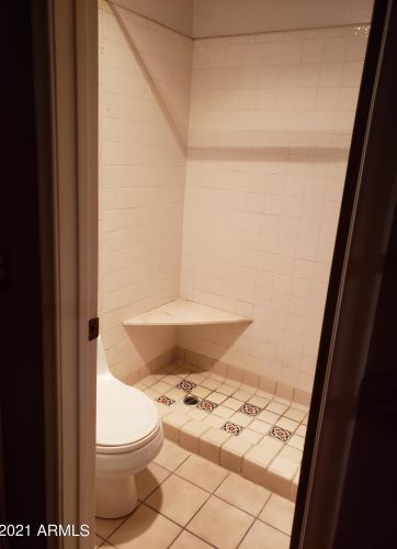 2610 Edgemont Ave, Phoenix AZ 85035-1735 exterior