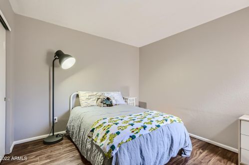 5820 42 Pl, Phoenix AZ 85050-3777 exterior