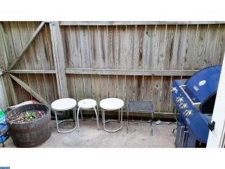 928 Bambrey St, Philadelphia PA  19130-1304 exterior