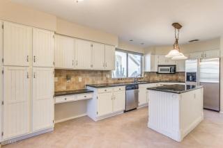 13033 45th Pl, Phoenix, AZ 85044-4011