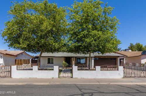 4441 81st Dr, Phoenix, AZ 85033-2221