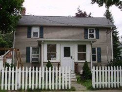 43 Pine St, Newton, MA 02466-1115