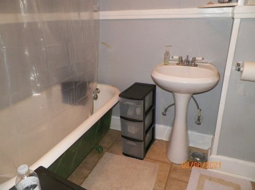 7 Fiske St, Worcester MA 01602-2961 exterior