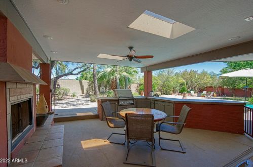 9226 33 Way, Phoenix AZ 85028-4920 exterior