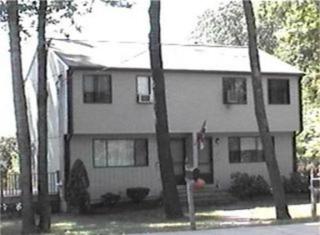 272 Central St, Franklin MA  02038-1319 exterior