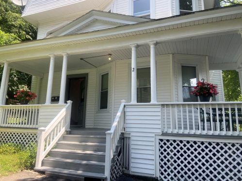 2 Montague St, Worcester MA 01603-3125 exterior