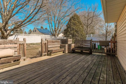 166 Frd Ave, West Deptford NJ 08096-5034 exterior