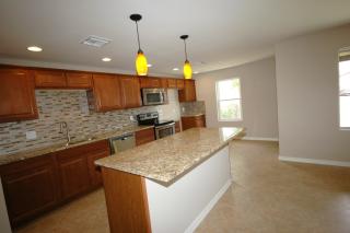 9516 2nd Pl, Phoenix, AZ 85020-2012