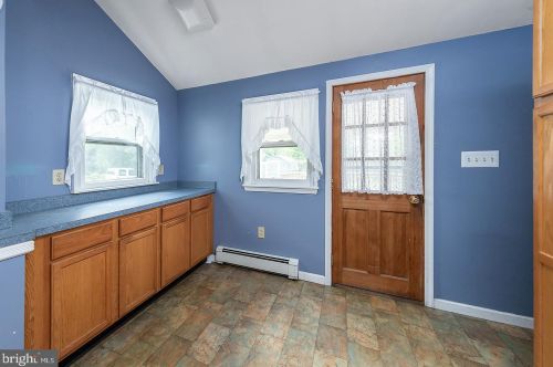 558 Billings Ave, West Deptford NJ 08066-1157 exterior