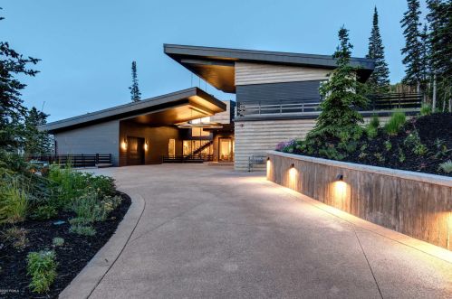 143 White Pne Cyn Rd, Park City UT 84060-6505 exterior
