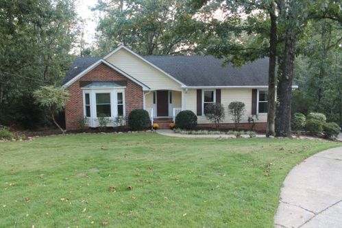 2229 Rock Creek Trl, Birmingham, AL 35226