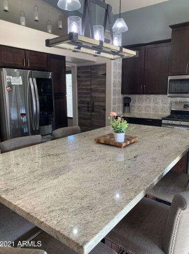 16010 17th Dr, Phoenix AZ  85045-1745 exterior