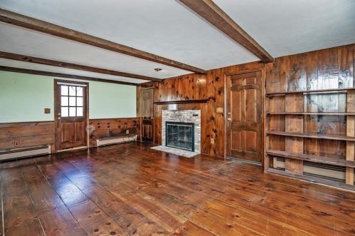 97 Hl St, Topsfield MA 01983-2410 exterior