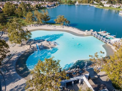 13 Seawind, Irvine CA  92614-7066 exterior