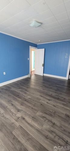 48 Chrome Ave, Carteret NJ  07008-3402 exterior