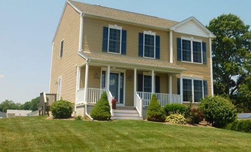 2108 Lilia Ln, Dighton, MA 02715-1437