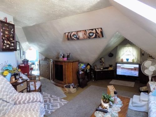 724 Brock Ave, New Bedford MA 02744-2356 exterior