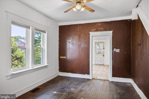 1943 Cooper St, West Deptford NJ 08096-3810 exterior