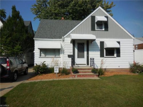 175 205th St, Cleveland, OH 44123-1003