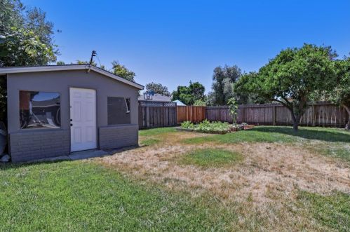 1135 Louise St, San Leandro CA  94578-3527 exterior